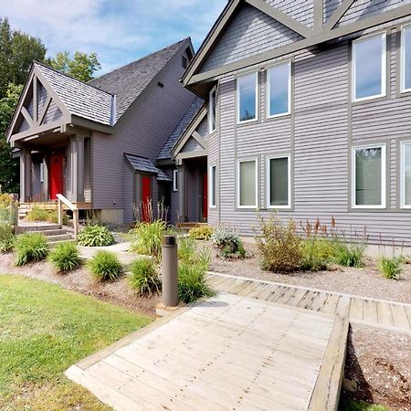 Вилла Jay Peak Townhouse Экстерьер фото